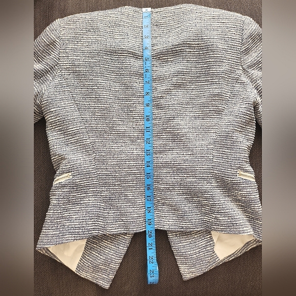 Dynamite Tweed style Open light blue & white Blazer High-low cut Size Medium - Picture 10 of 11